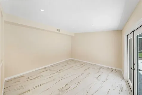 18526 Sweetbay Lane Dade City FL 33523