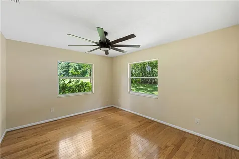 18526 Sweetbay Lane Dade City FL 33523