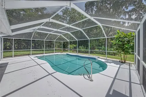 18526 Sweetbay Lane Dade City FL 33523