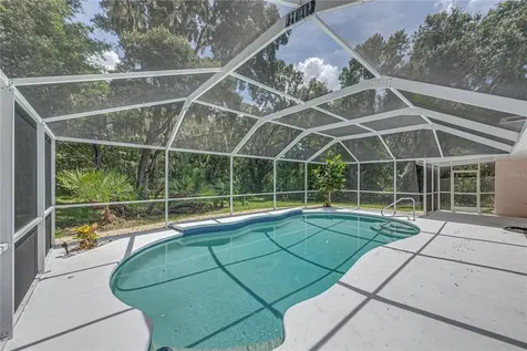 18526 Sweetbay Lane Dade City FL 33523
