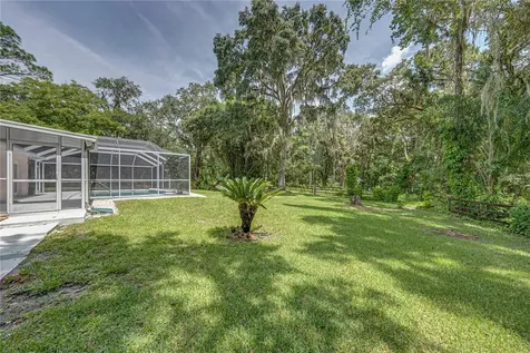 18526 Sweetbay Lane Dade City FL 33523