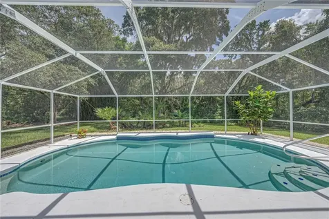 18526 Sweetbay Lane Dade City FL 33523