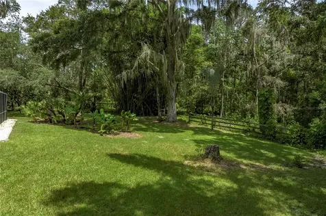 18526 Sweetbay Lane Dade City FL 33523