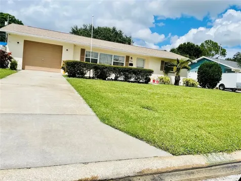 6849 35th Terrace N St Petersburg FL 33710