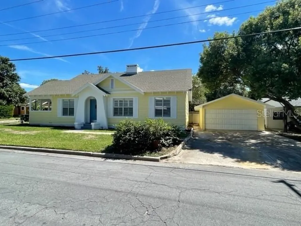 202 Lenox Street Lakeland FL 33803