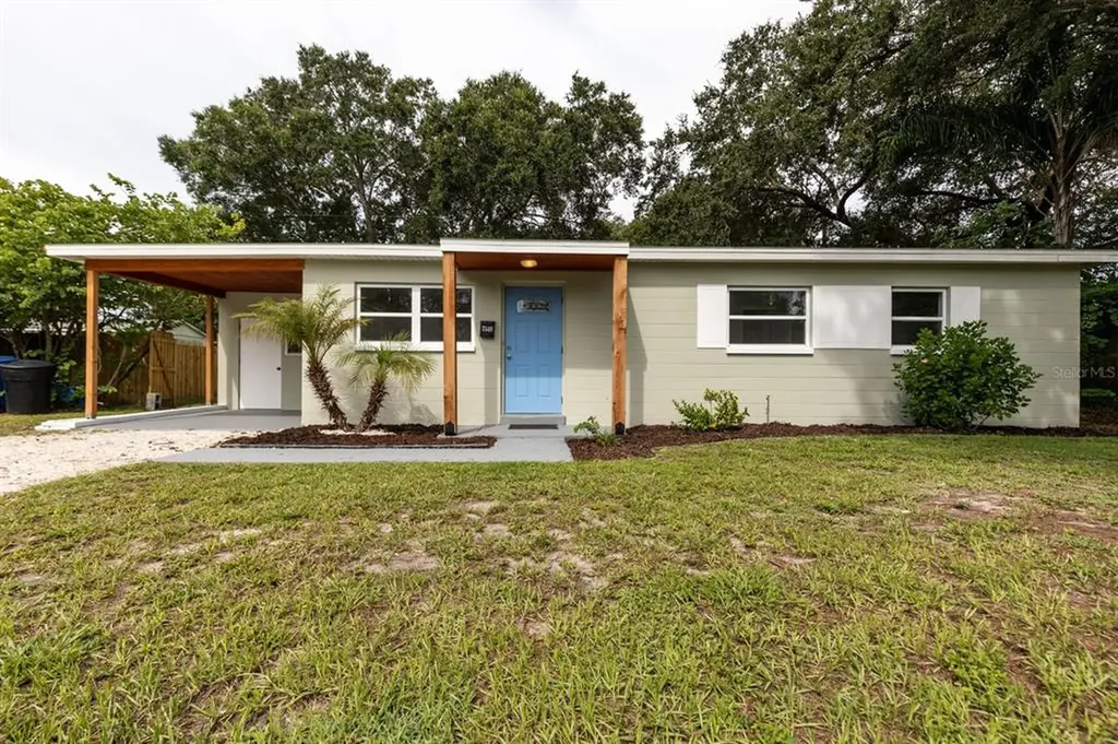 7548 17th Street N St Petersburg FL 33702