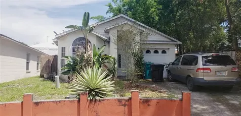 4677 Sanoma Village Orlando FL 32808