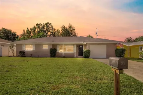 1413 Seabreeze Street Clearwater FL 33756
