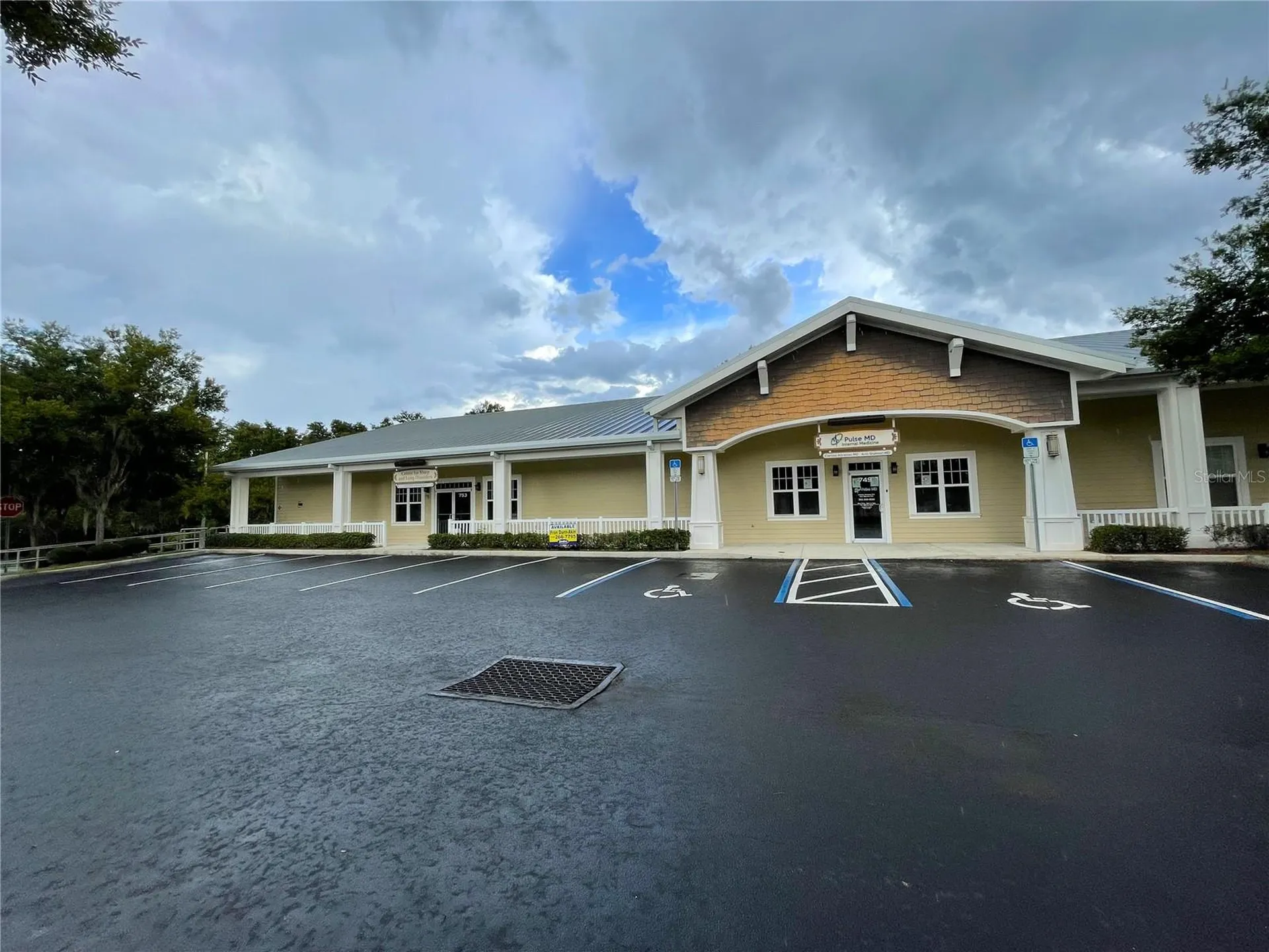 749 County Road 466 Lady Lake FL 32159