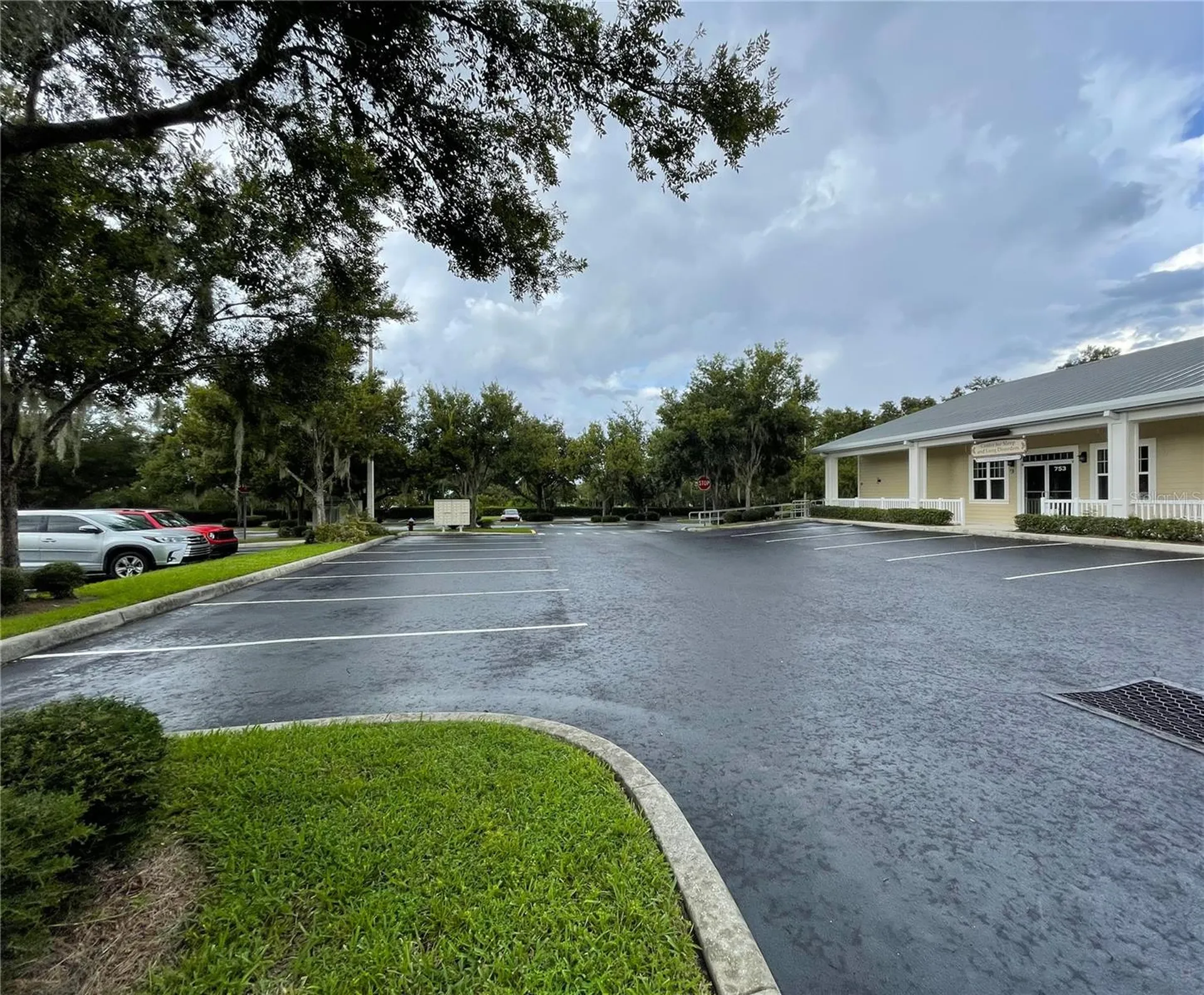 749 County Road 466 Lady Lake FL 32159