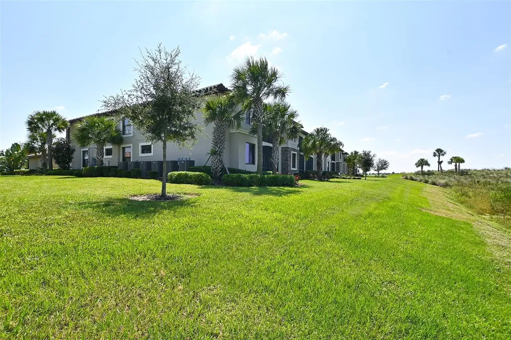 5567 Palmer Circle Bradenton FL 34211
