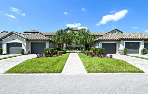 5567 Palmer Circle Bradenton FL 34211