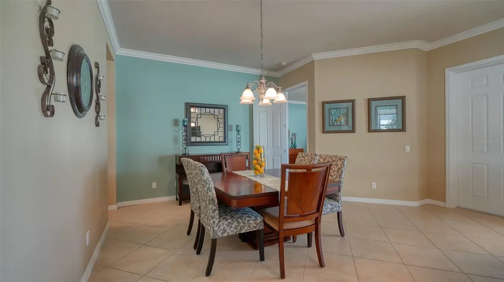 1498 Ernesto Drive Sarasota FL 34238