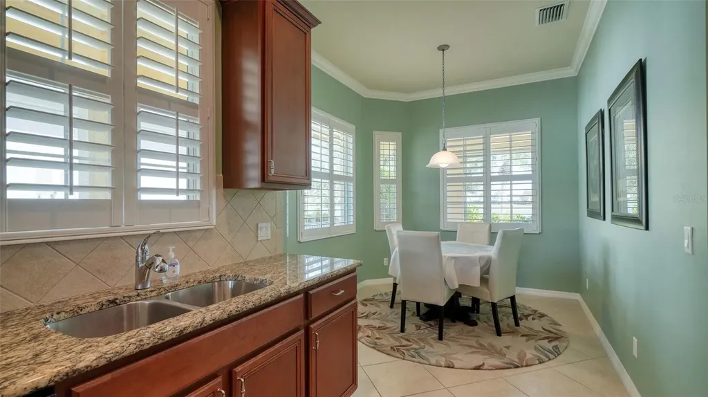 1498 Ernesto Drive Sarasota FL 34238