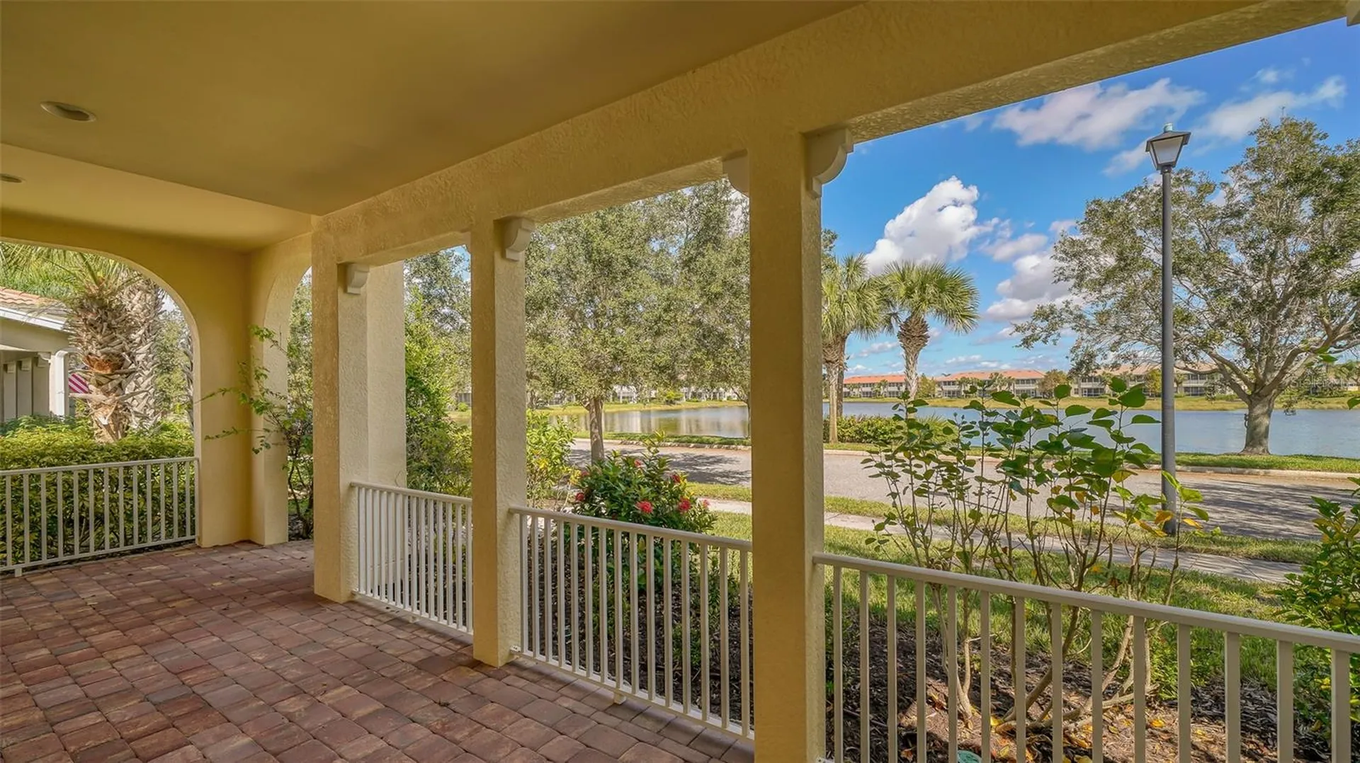 1498 Ernesto Drive Sarasota FL 34238