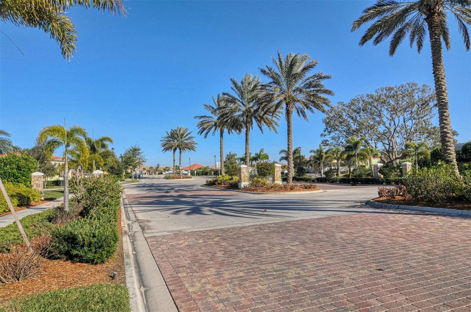 1498 Ernesto Drive Sarasota FL 34238