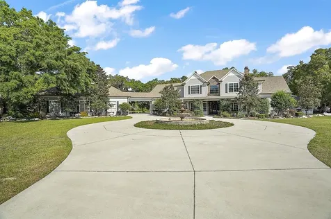 10690 NE 104th Circle Oxford FL 34484
