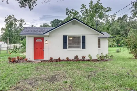 210 Elmer Street Auburndale FL 33823