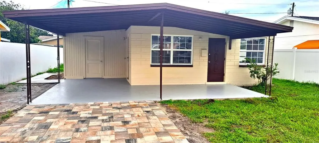 3612 36th Avenue N St Petersburg FL 33713