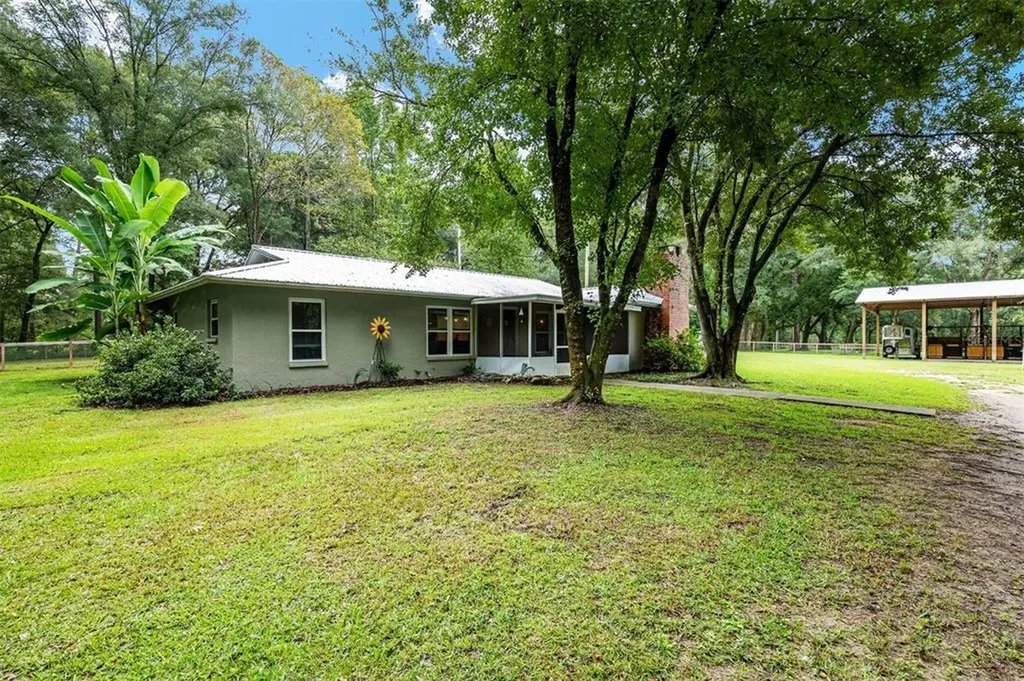 9503 NW 156th Avenue Alachua FL 32615