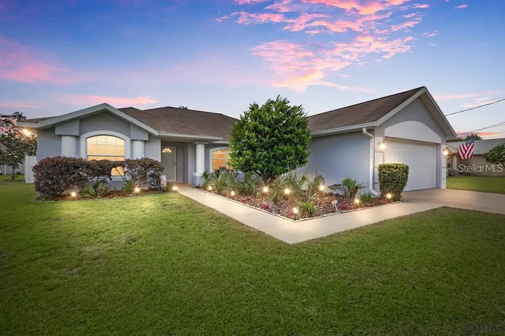 24 Big Bear Lane Palm Coast FL 32137