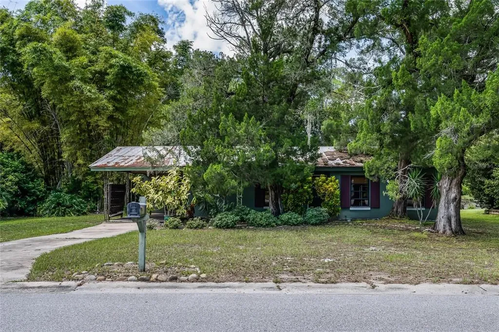 412 S Sunland Drive Sanford FL 32773
