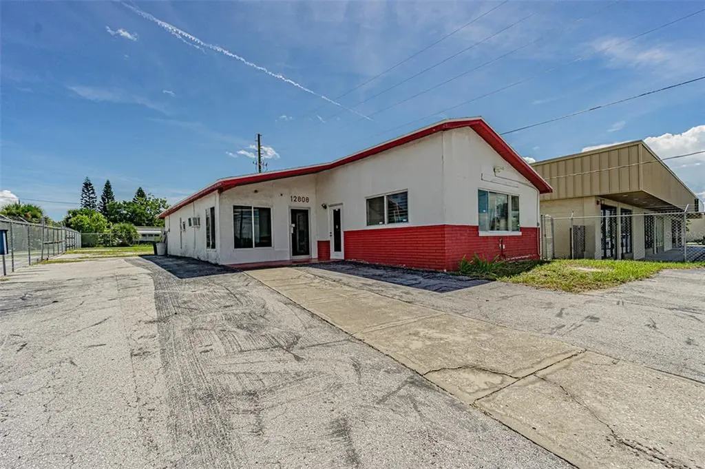 12808 Us Highway 19 Hudson FL 34667