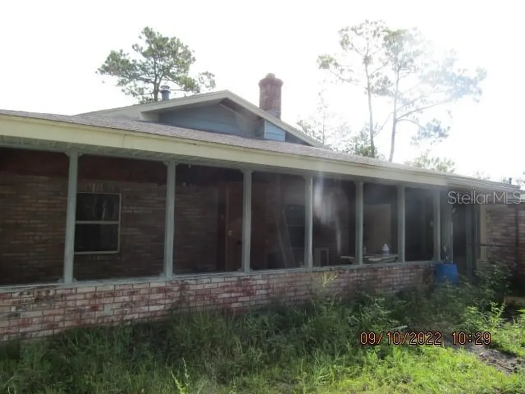 2717 Pine Tree Road Deland FL 32720