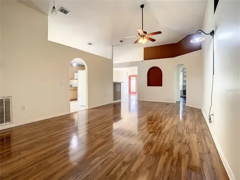 8212 Settlers Creek Loop Lakeland FL 33810