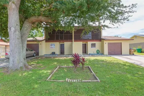 622 And 624 Royalty Court Kissimmee FL 34758