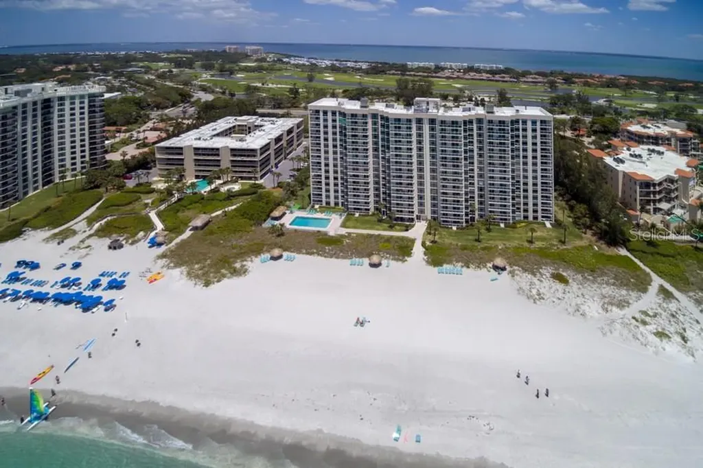 2425 Gulf Of Mexico Drive Longboat Key FL 34228
