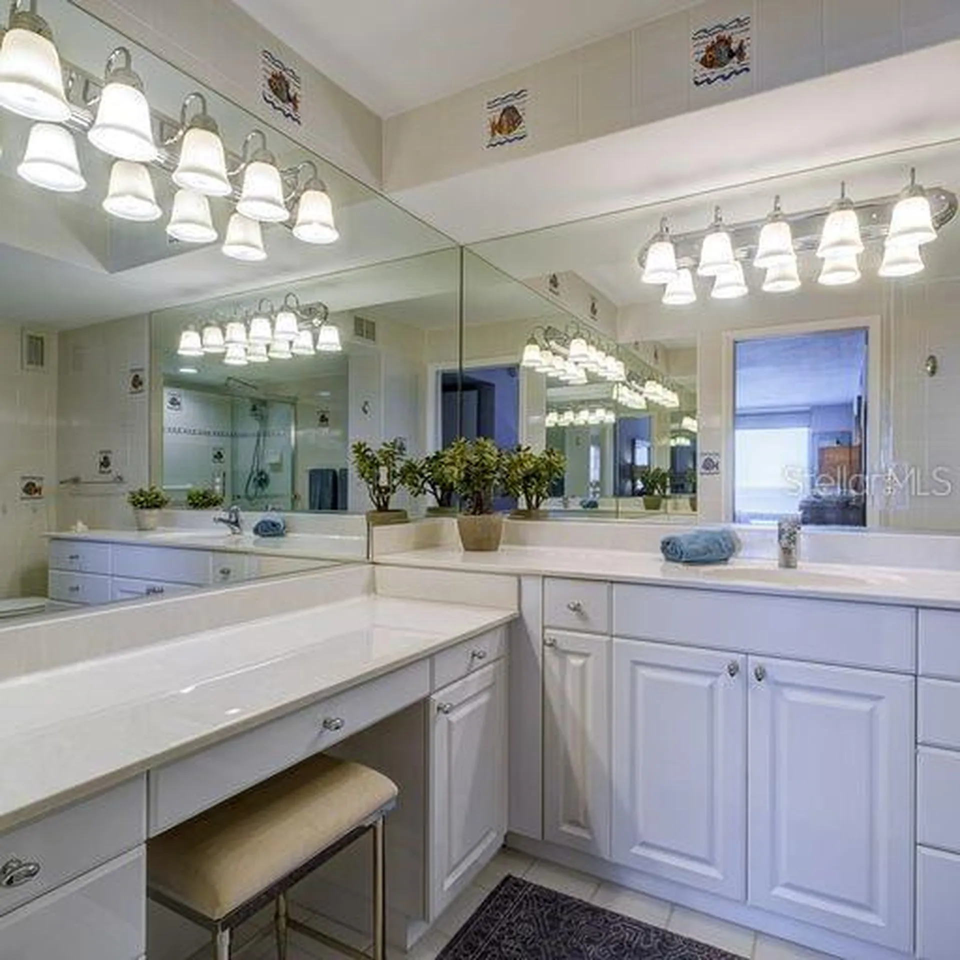 2425 Gulf Of Mexico Drive Longboat Key FL 34228