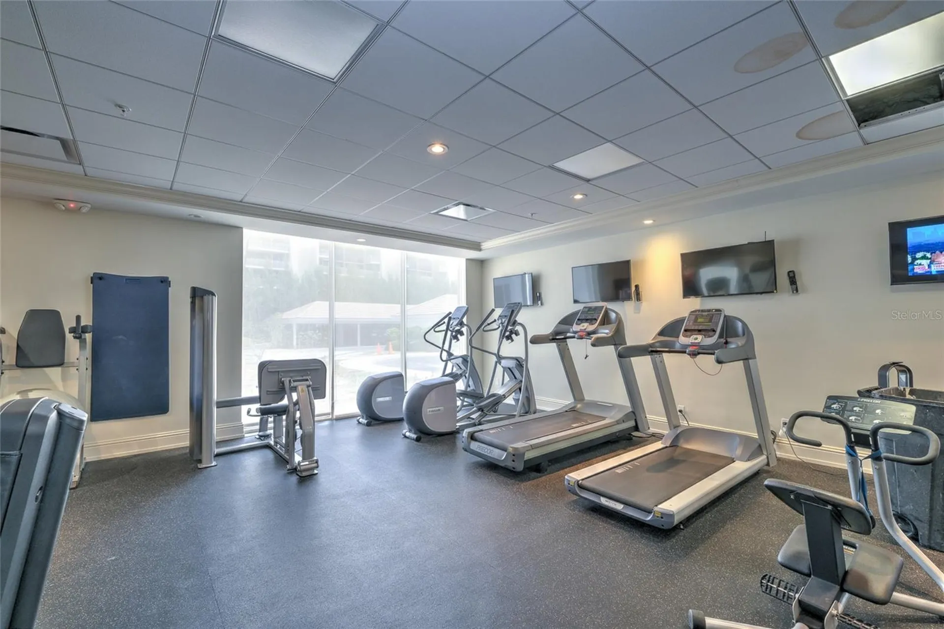 2425 Gulf Of Mexico Drive Longboat Key FL 34228
