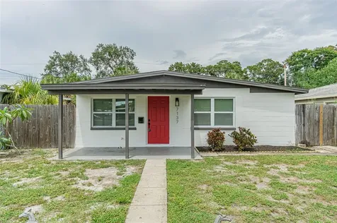 7137 34th Avenue N St Petersburg FL 33710