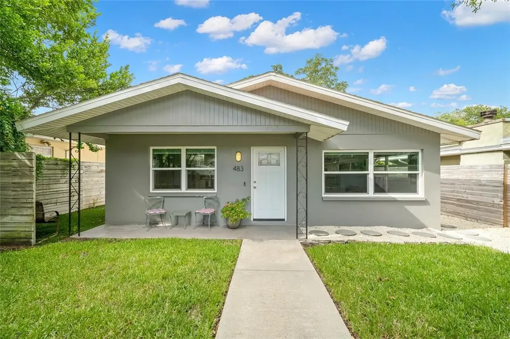 483 32nd Avenue N St Petersburg FL 33704
