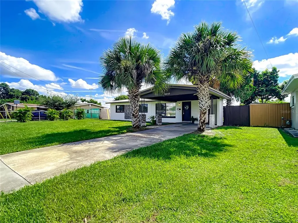 6237 Royal Oak Drive Orlando FL 32809