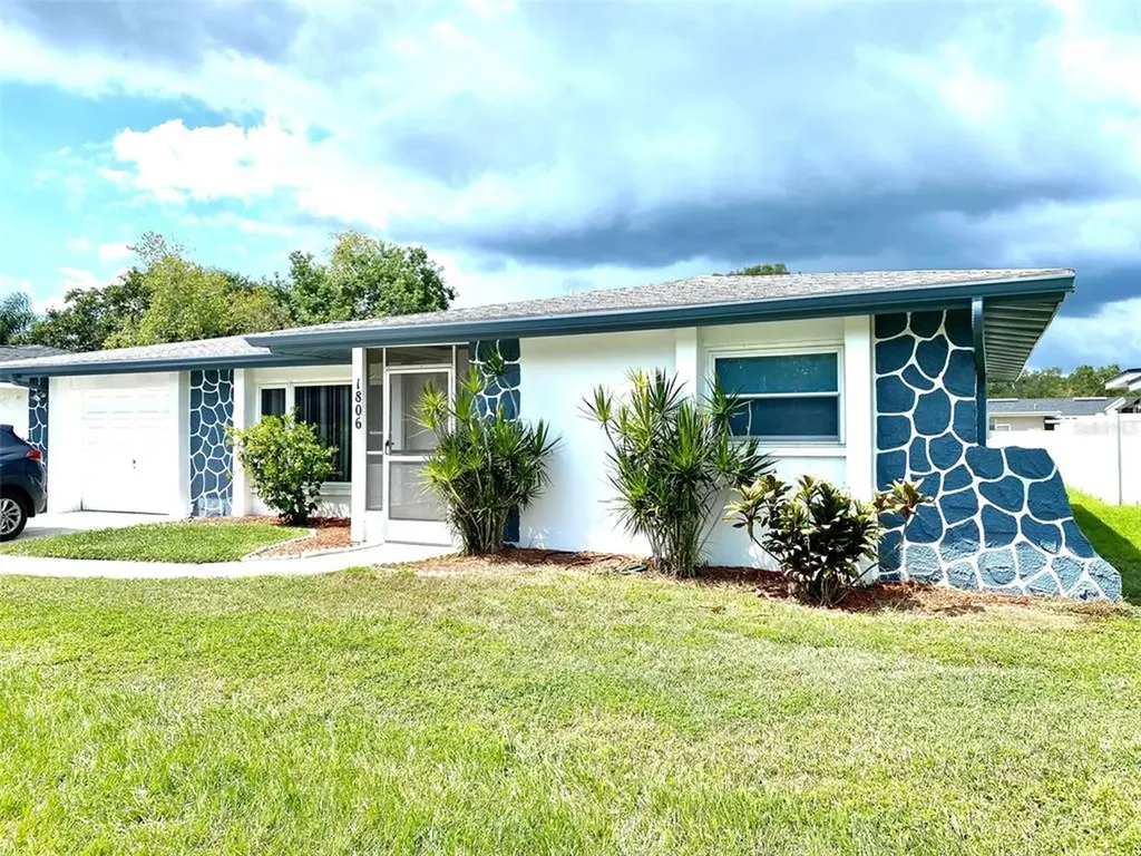 1806 Driftwood Circle S Oldsmar FL 34677