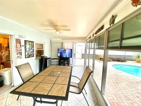 1806 Driftwood Circle S Oldsmar FL 34677