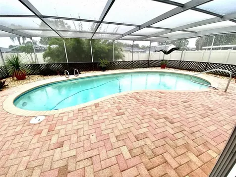 1806 Driftwood Circle S Oldsmar FL 34677