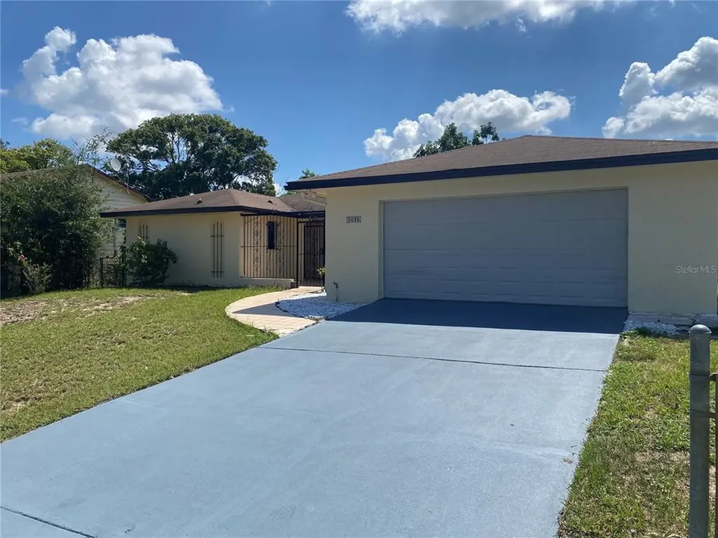 6616 Swyear Court Orlando FL 32818