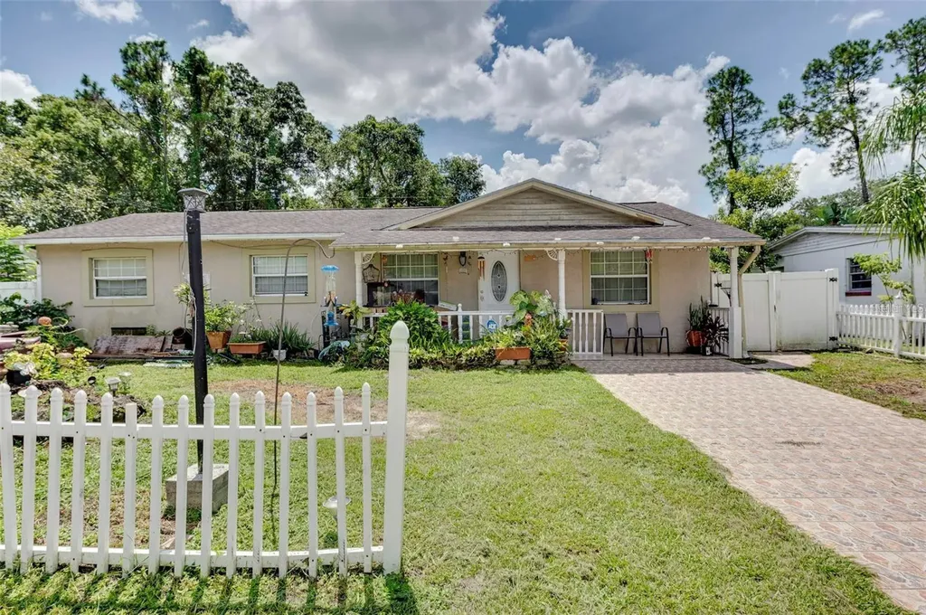 329 Clemson Drive Altamonte Springs FL 32714