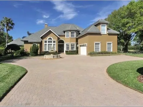 18701 Wimbledon Circle Lutz FL 33558