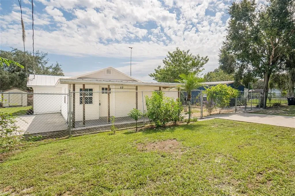 17 Alabama Lane Auburndale FL 33823