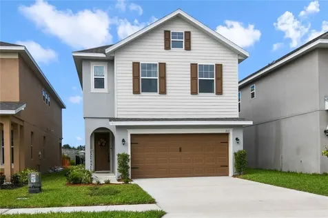213 Aberdeen Street Davenport FL 33896