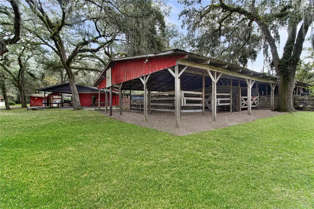 3350 NE 125th Terrace Road Silver Springs FL 34488