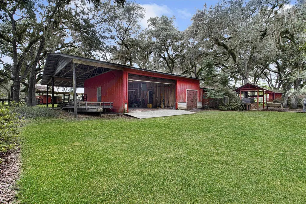 3350 NE 125th Terrace Road Silver Springs FL 34488