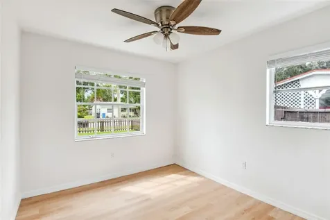 4819 Plantation Drive Tampa FL 33615