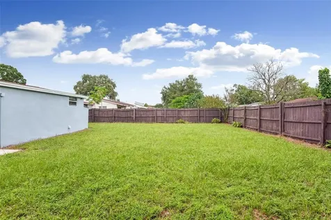 4819 Plantation Drive Tampa FL 33615