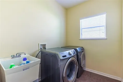 24363 SW 6th Place Newberry FL 32669