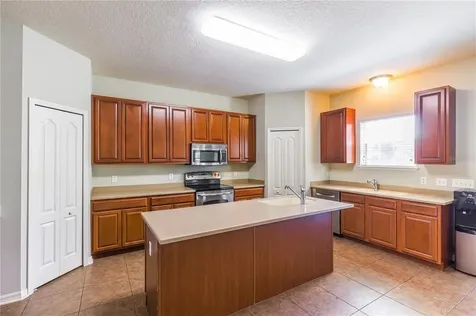 24363 SW 6th Place Newberry FL 32669